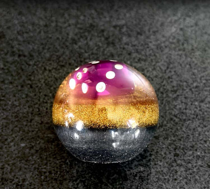 'Lucky Dice' Fast Ball - Gold Metal Flake Shifter Knob - 7