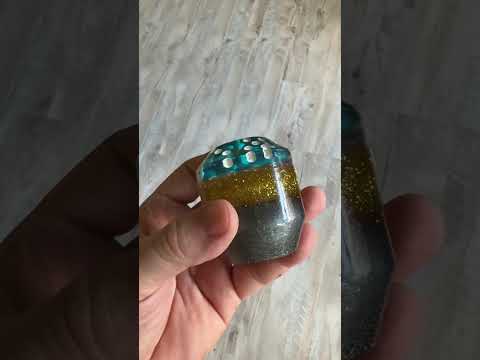 Low Ball - Gold Metal Flake Dice Shifter Knob - 07
